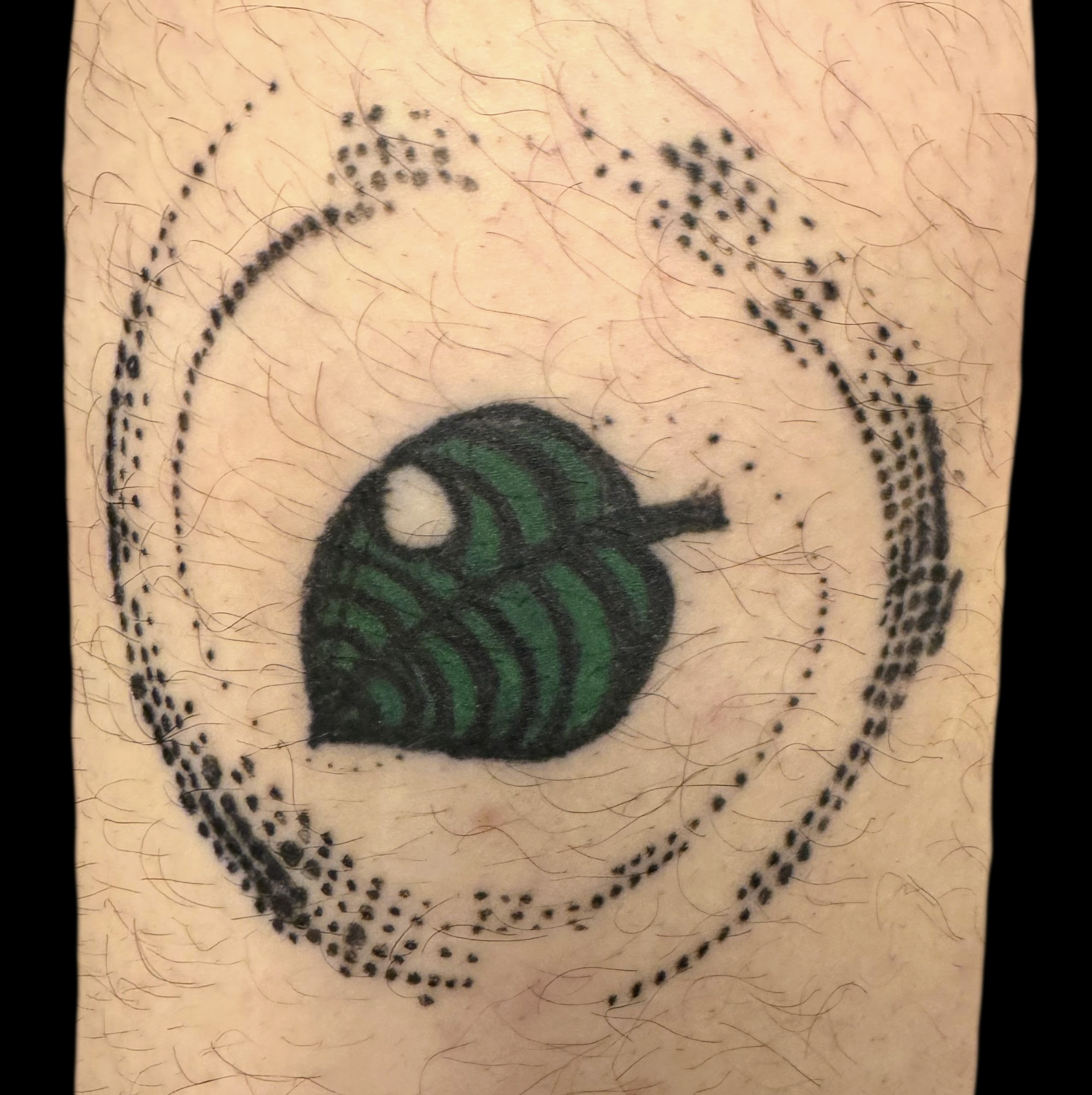added some spirals around the animal crossing leaf.